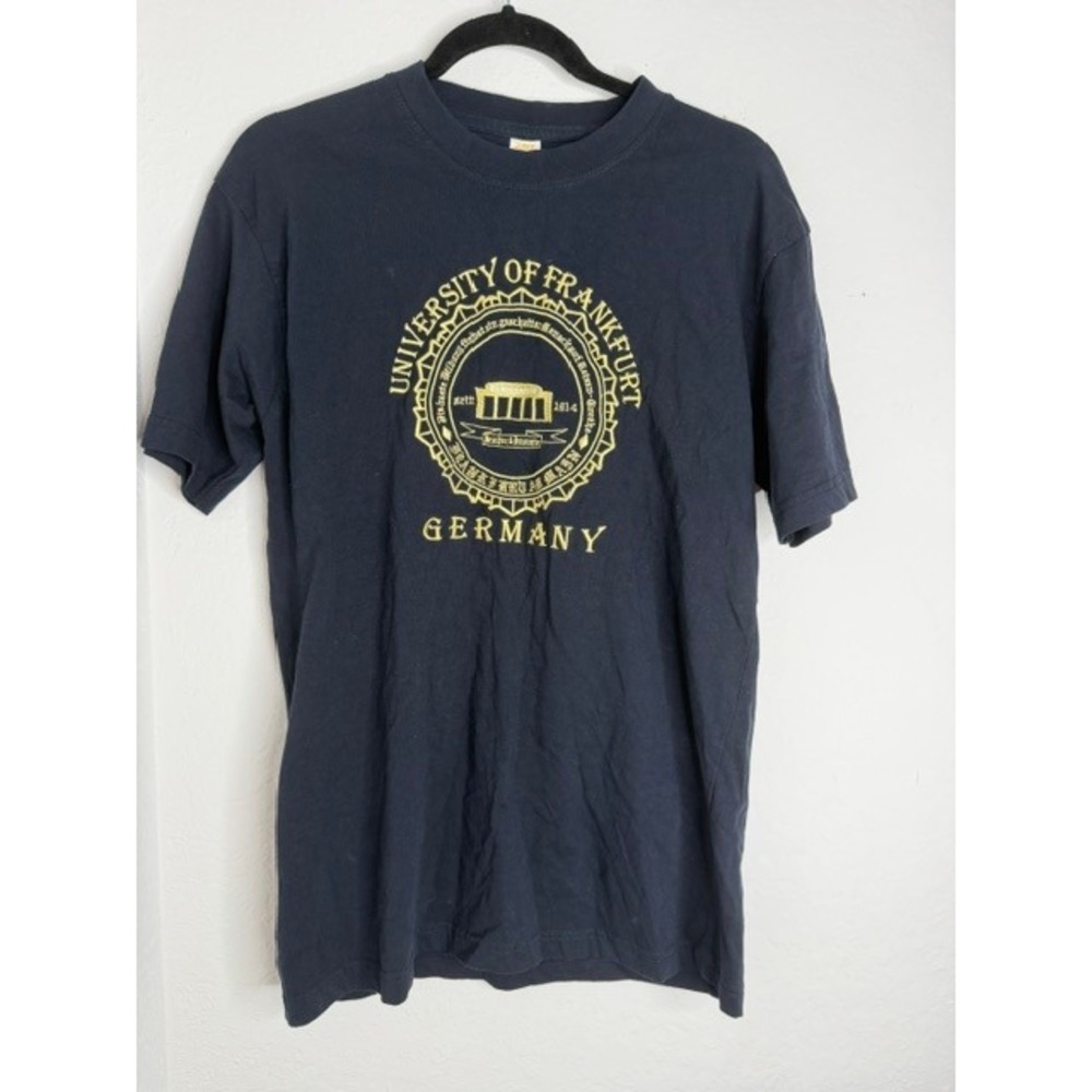 RMT University of Frankfurt Germany T-Shirt Navy Blue Gold Graphic Tee Mens M